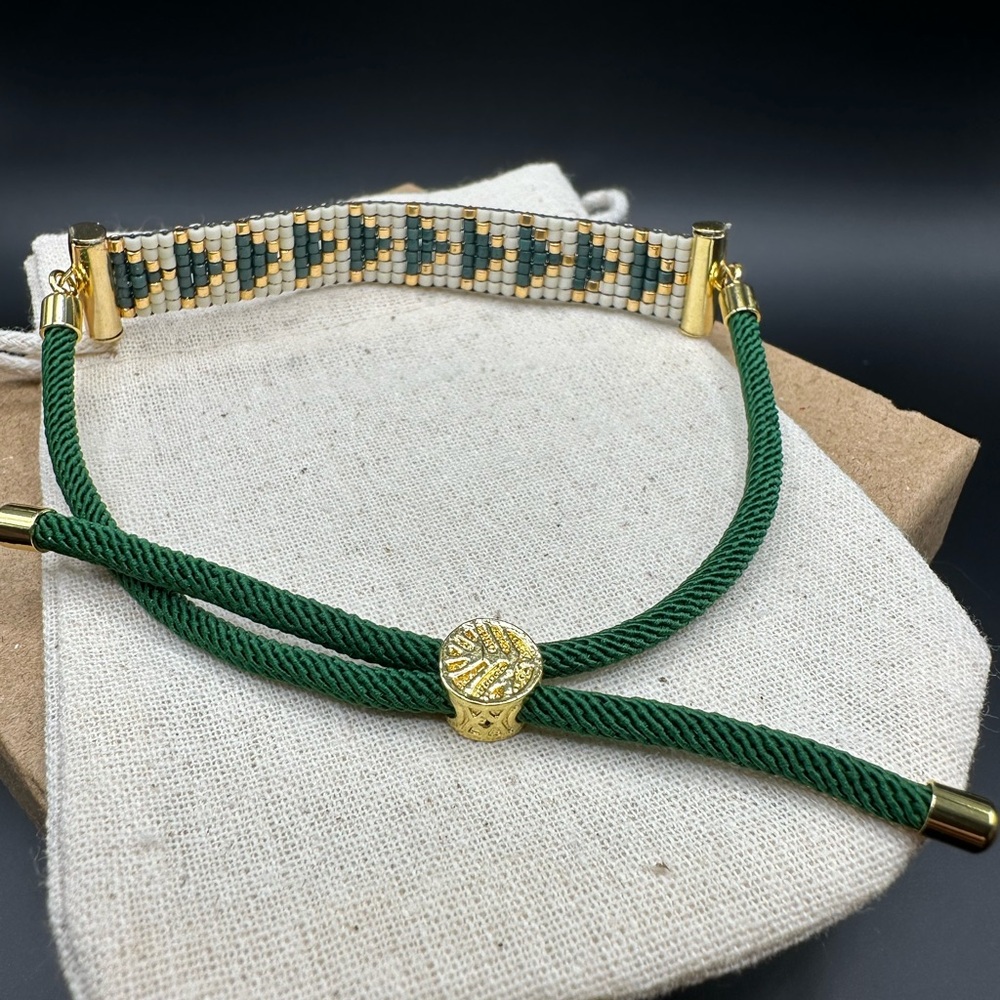 Handmade Beaded Bracelet - Picture 2 of 7